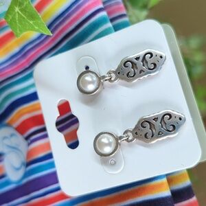 Brighton Like New Pearl Dangle Pierced Earrings